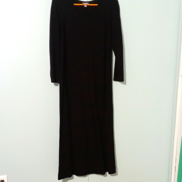 J.Jill Long Maxi Black dress Long Sleeves
80% Rayon 20% WOOL
Size Medium - Picture 1 of 9